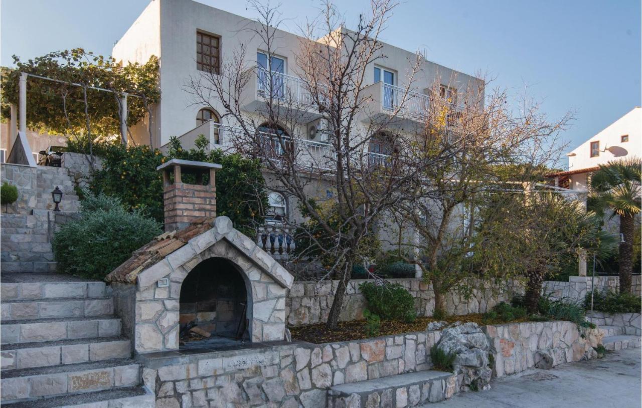 Gorgeous Apartment In Dubrava With Kitchen エクステリア 写真